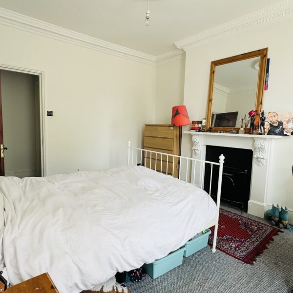 2 bedroom Maisonette ,Penn Road, N7