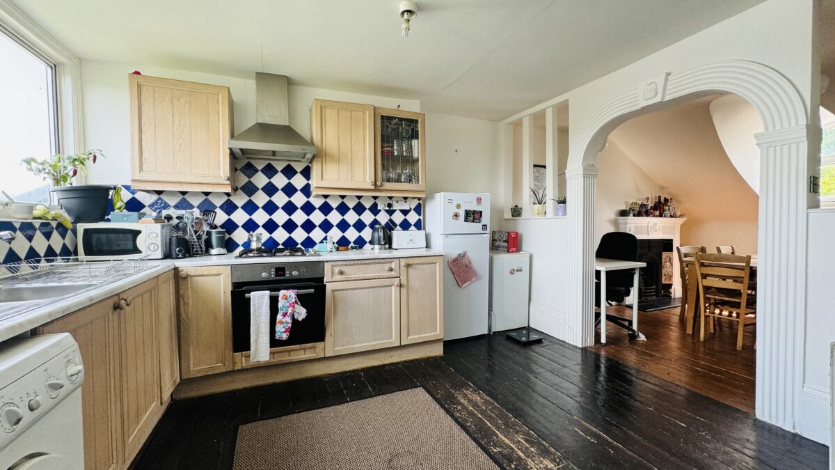 2 bedroom Maisonette ,Penn Road, N7