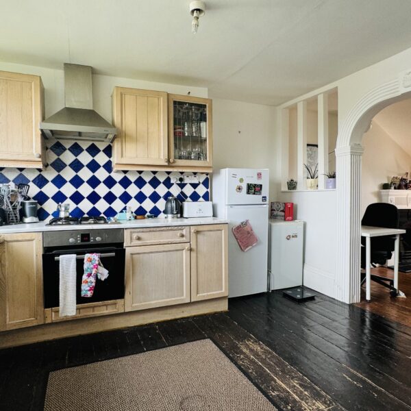 2 bedroom Maisonette ,Penn Road, N7