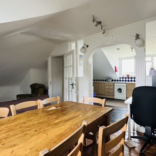 2 bedroom Maisonette ,Penn Road, N7
