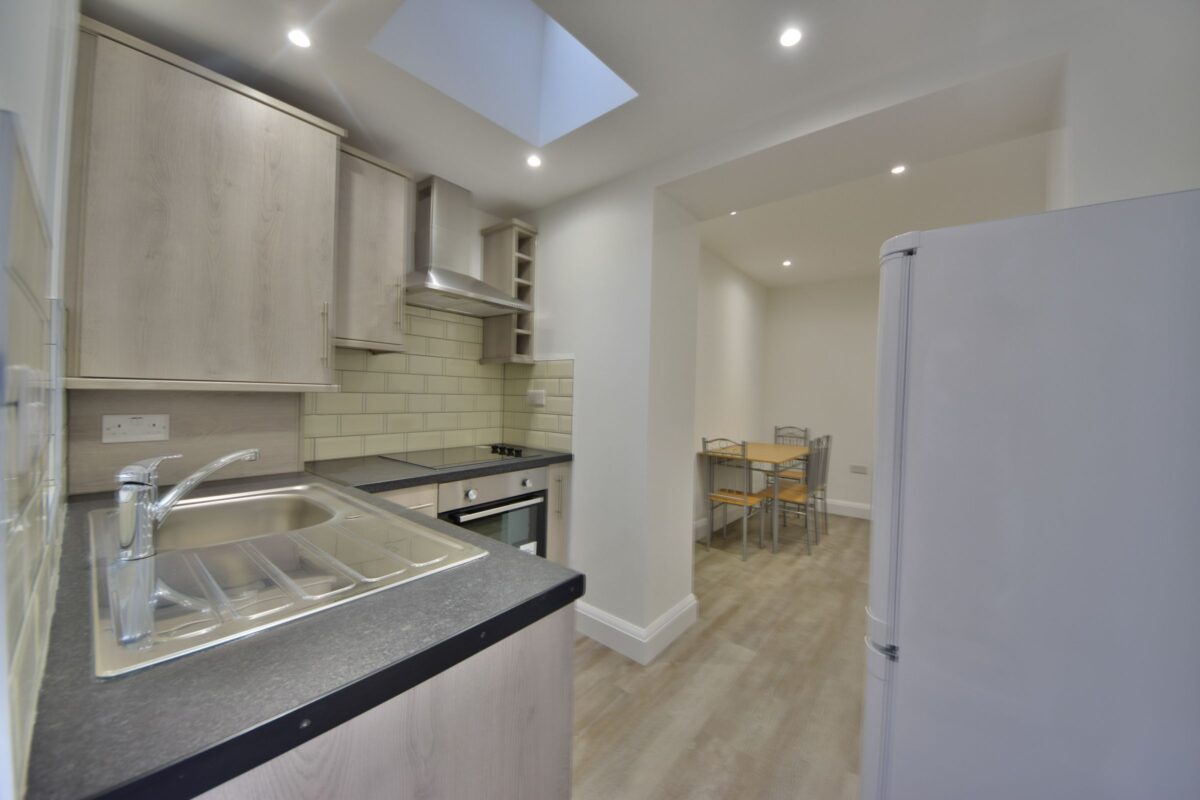 Two-bedroom Maisonette, Junction Road,N19