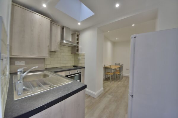 Two-bedroom Maisonette, Junction Road,N19
