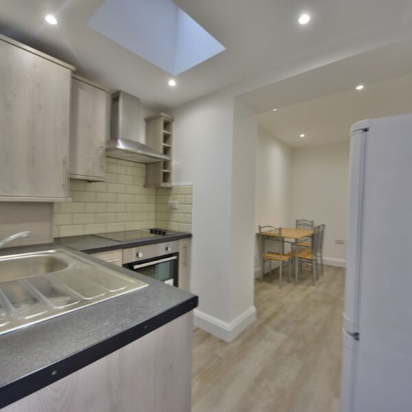 Two-bedroom Maisonette, Junction Road,N19