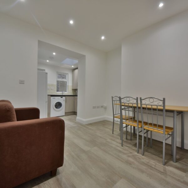Two-bedroom Maisonette, Junction Road,N19
