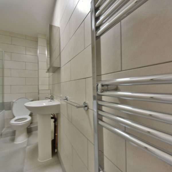 Two-bedroom Maisonette, Junction Road,N19
