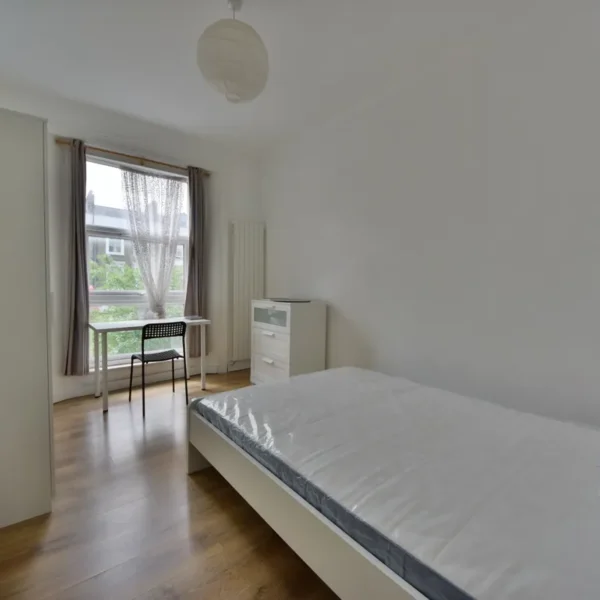 2-bedroom flat ,Tollington Road, N7