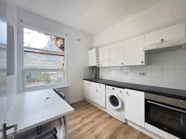 2-bedroom flat ,Tollington Road, N7