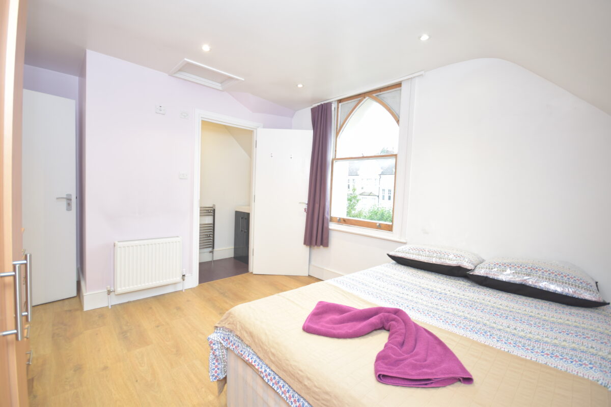 Anson Road, N7 0AA , Bedroom flat ensuite shower