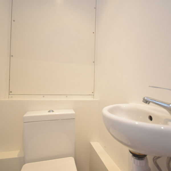 Anson Road, N7 0AA , Bedroom flat ensuite shower