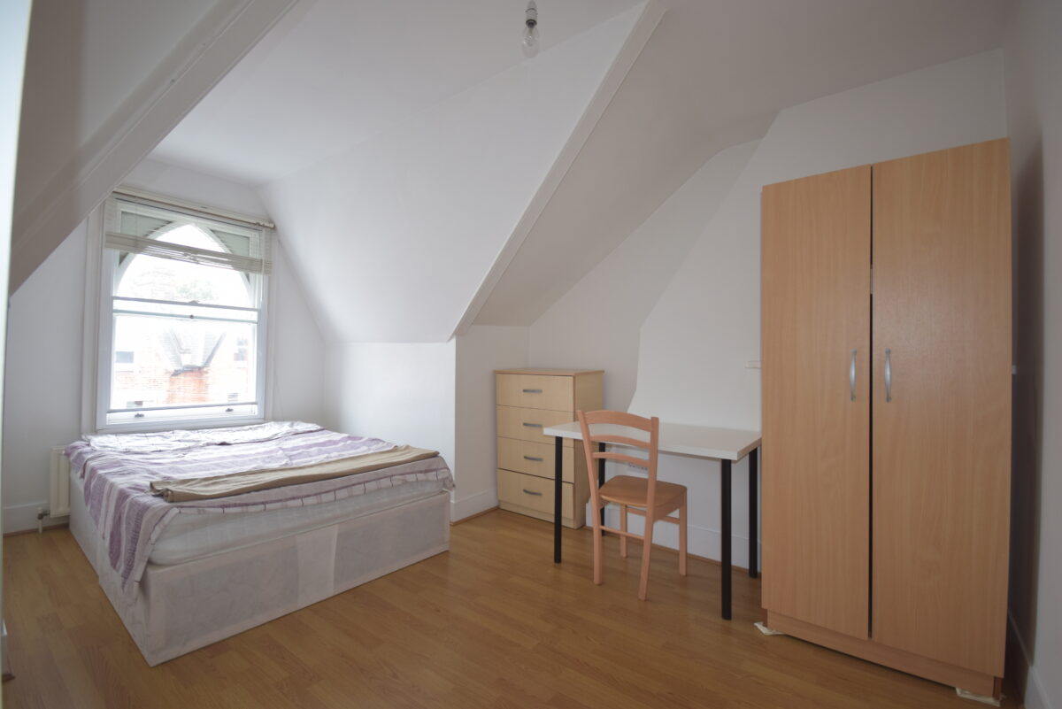 Fairbridge Road N19 , 3 Double bedroom flat