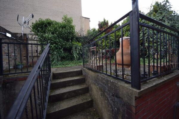 Seven Sisters Road, rear of Eburne Road