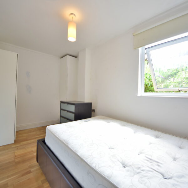 2 Bedroom Garden flat, Linden Walk,N19