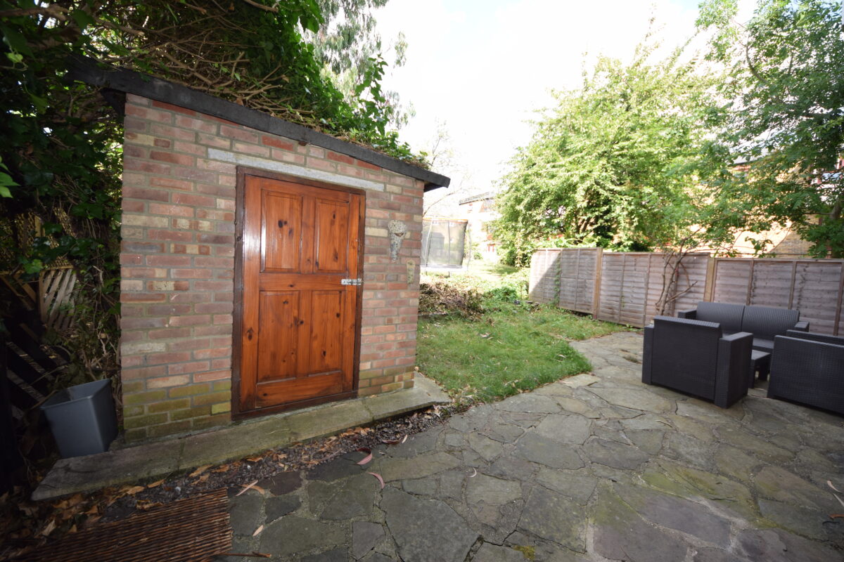 2 Bedroom Garden flat, Linden Walk,N19