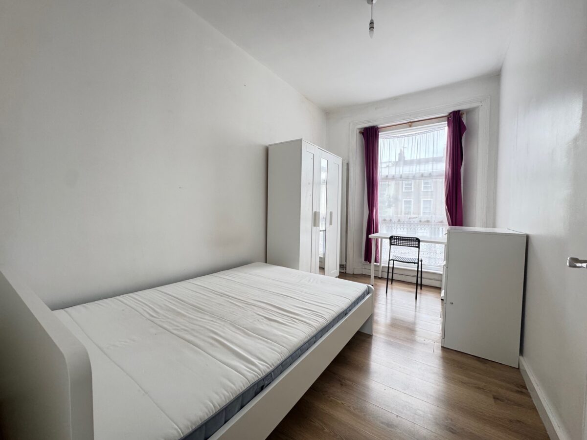 2-bedroom flat ,Tollington Road, N7