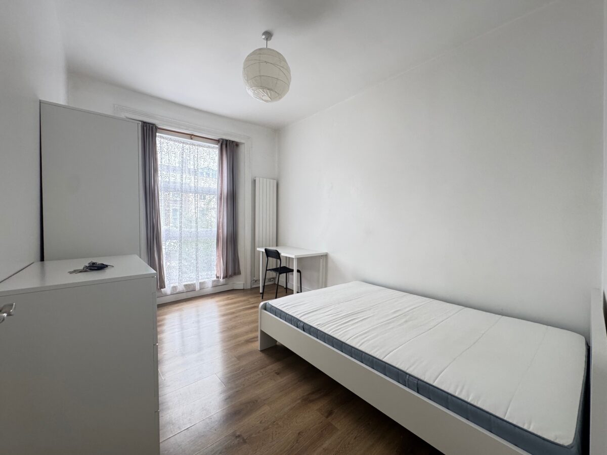 2-bedroom flat ,Tollington Road, N7
