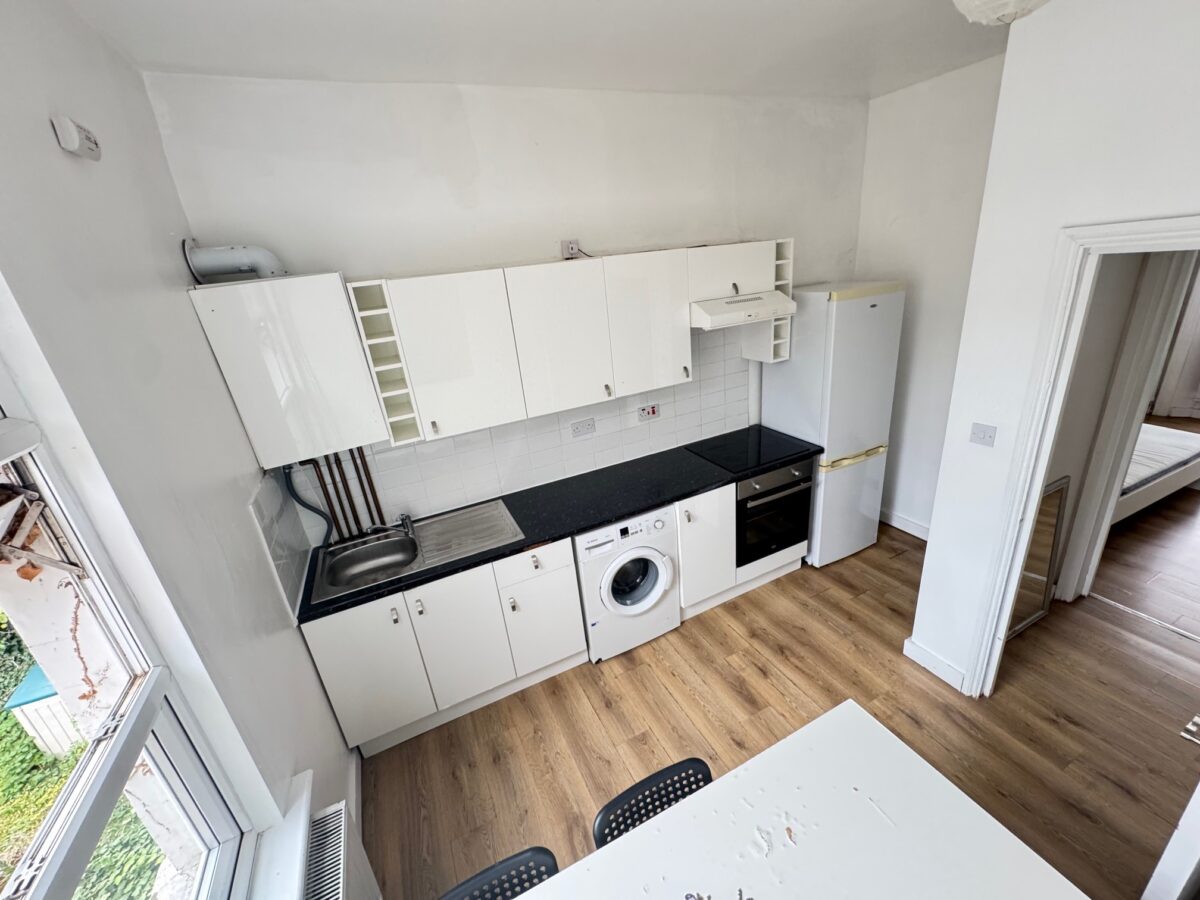 2-bedroom flat ,Tollington Road, N7