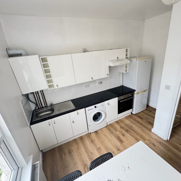 2-bedroom flat ,Tollington Road, N7
