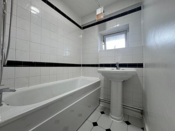 3 bedroom flat