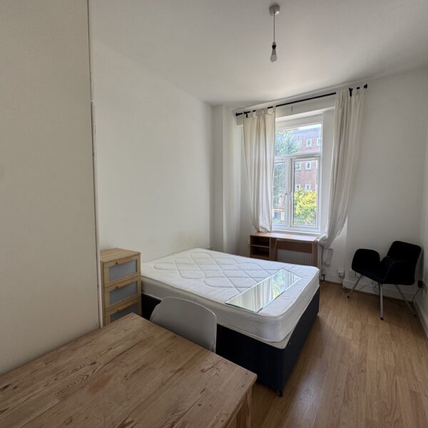 Axminster Road, N7